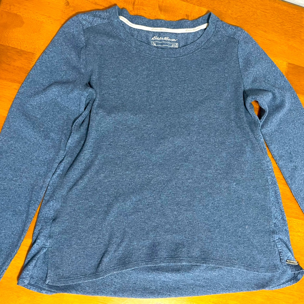 EDDIE BAUER- medium- BLUE- top